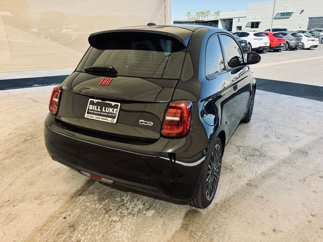 2024 FIAT 500e Music