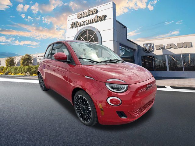 2024 FIAT 500e INSPI(RED)