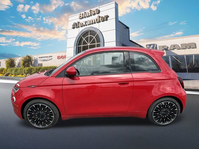 2024 FIAT 500e INSPI(RED)