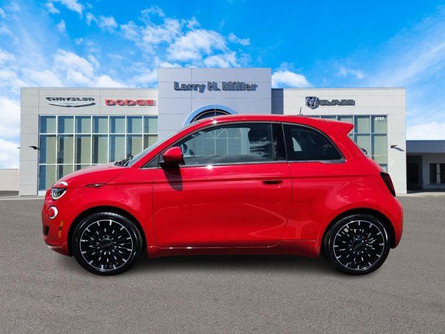 2024 FIAT 500e INSPI(RED)