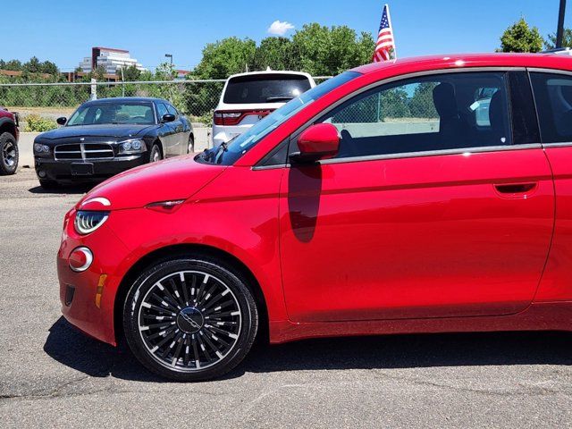 2024 FIAT 500e INSPI(RED)