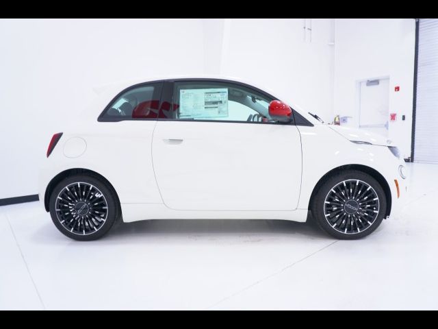 2024 FIAT 500e Beauty