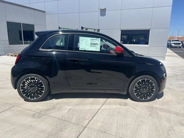 2024 FIAT 500e Beauty