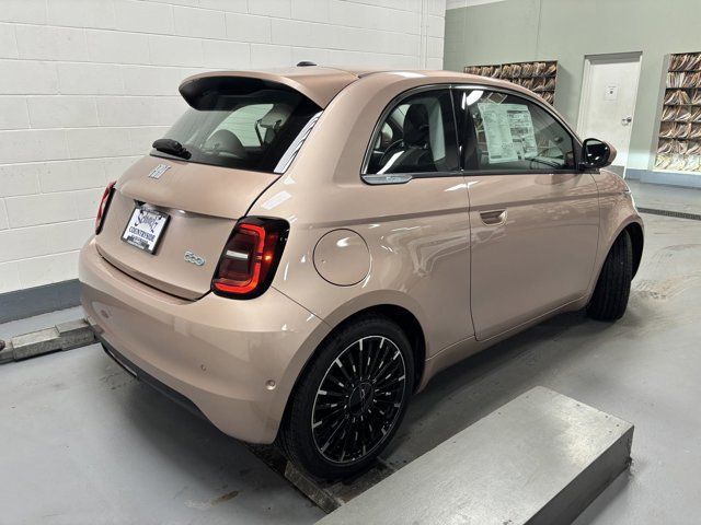 2024 FIAT 500e Beauty