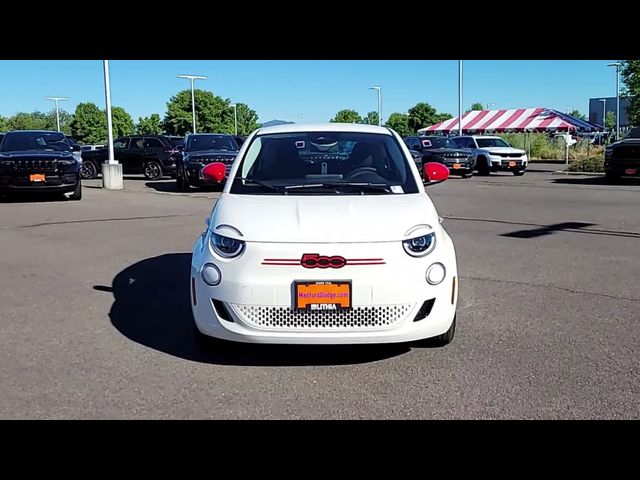 2024 FIAT 500e 