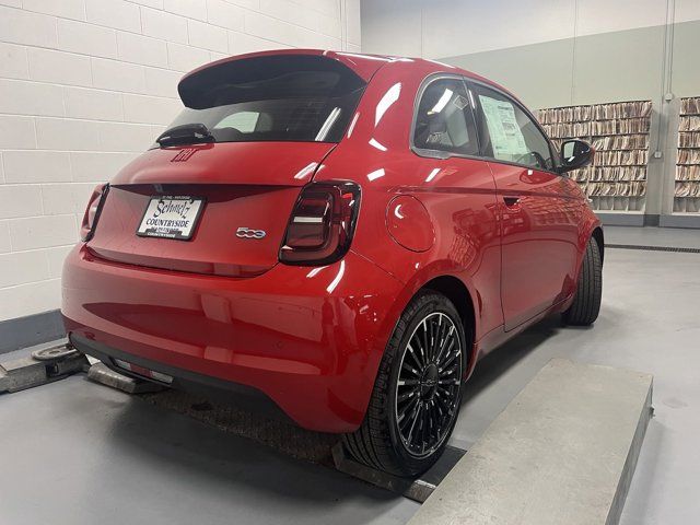 2024 FIAT 500e 