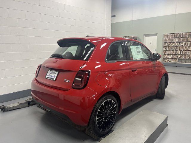 2024 FIAT 500e 