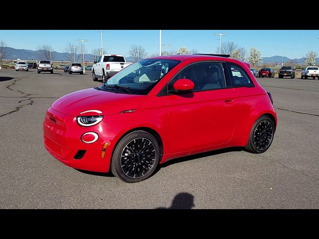 2024 FIAT 500e INSPI(RED)