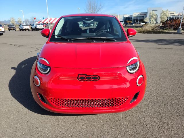 2024 FIAT 500e INSPI(RED)