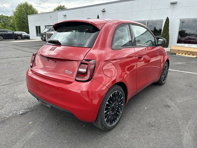 2024 FIAT 500e INSPI(RED)