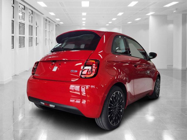 2024 FIAT 500e INSPI(RED)