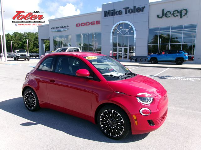 2024 FIAT 500e 