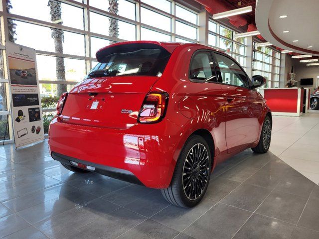 2024 FIAT 500e INSPI(RED)