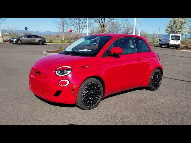 2024 FIAT 500e INSPI(RED)