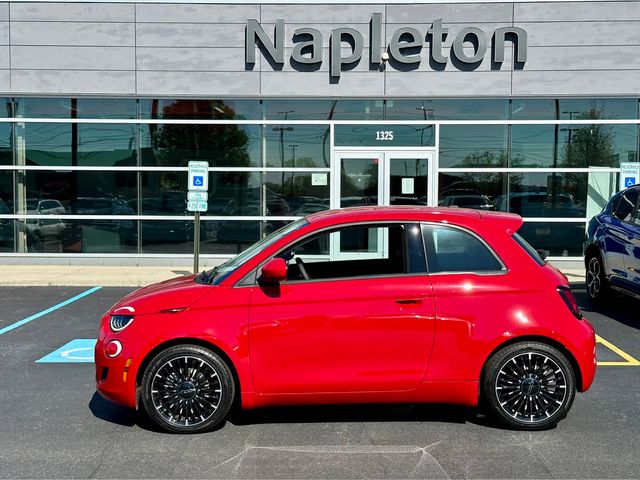 2024 FIAT 500e 