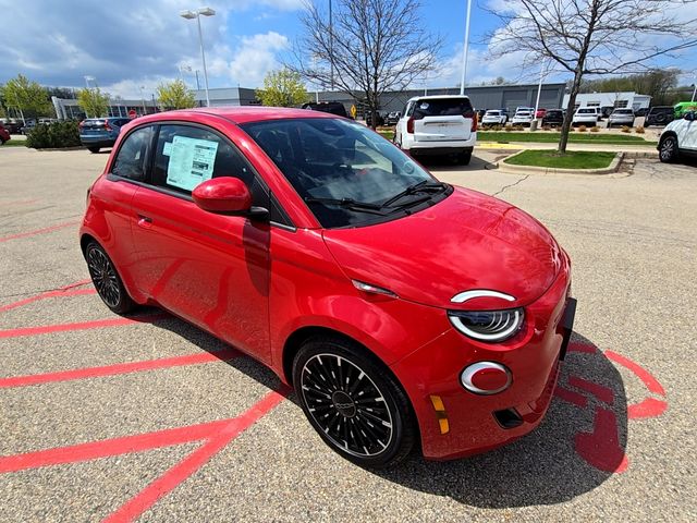 2024 FIAT 500e INSPI(RED)