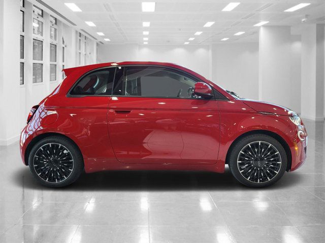 2024 FIAT 500e INSPI(RED)