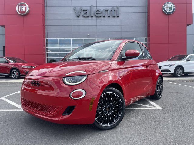 2024 FIAT 500e INSPI(RED)