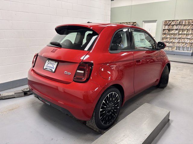 2024 FIAT 500e INSPI(RED)