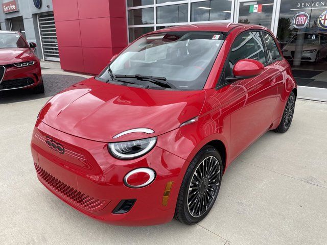 2024 FIAT 500e INSPI(RED)