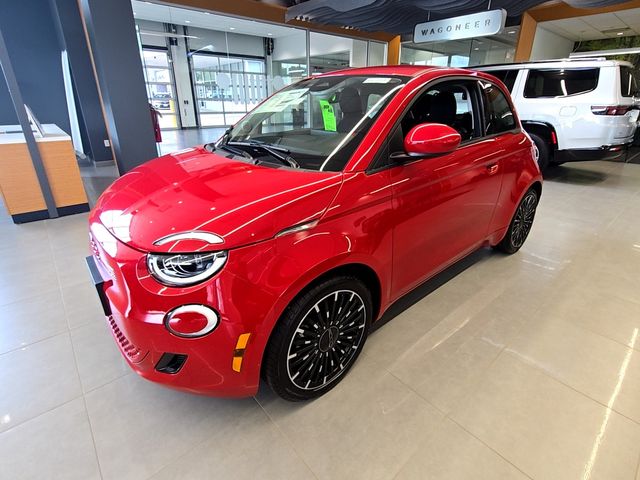 2024 FIAT 500e INSPI(RED)