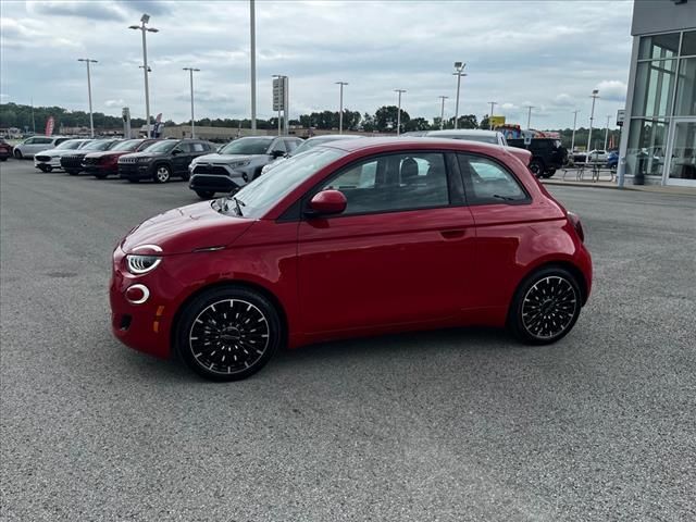 2024 FIAT 500e 