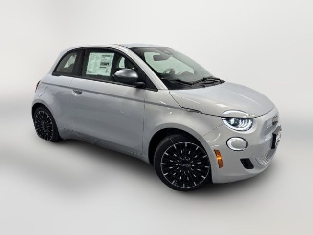 2024 FIAT 500e LA