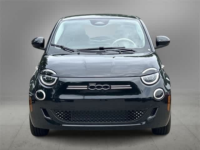 2024 FIAT 500e La Prima