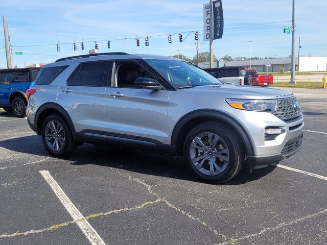 2024 Ford Explorer XLT