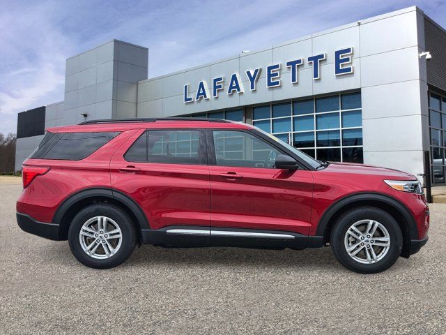 2024 Ford Explorer XLT