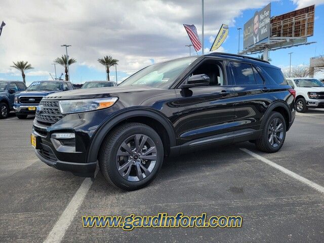 2024 Ford Explorer XLT