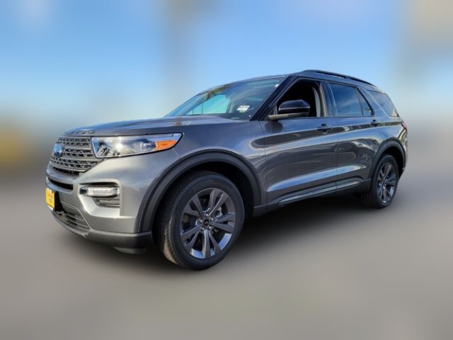 2024 Ford Explorer XLT