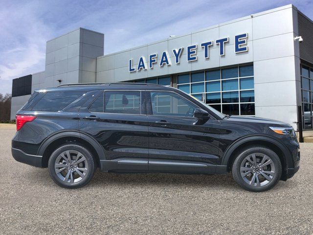 2024 Ford Explorer XLT