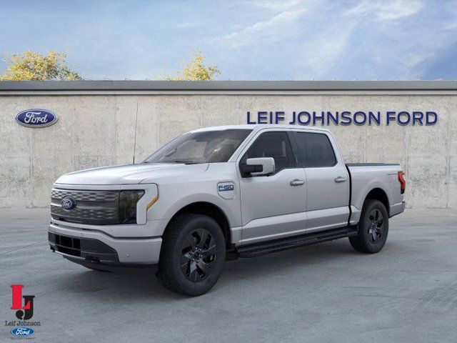 2024 Ford F-150 Lightning LARIAT