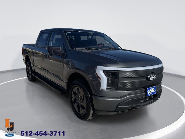 2024 Ford F-150 Lightning XLT