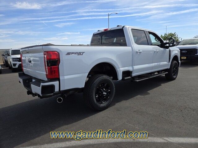 2024 Ford F-350 XLT