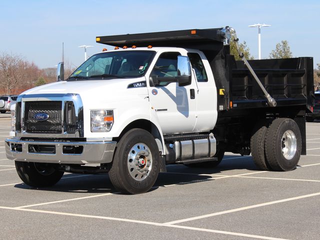 2024 Ford F-650 Base