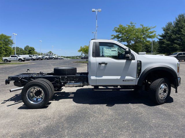 2024 Ford F-600 XLT