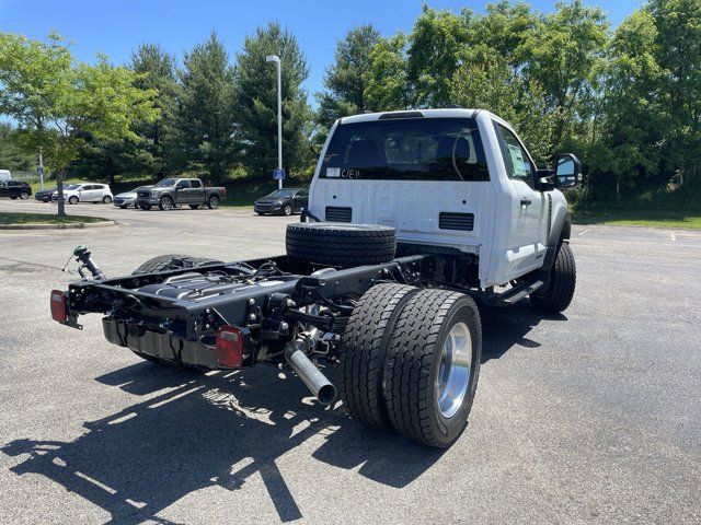 2024 Ford F-600 XLT