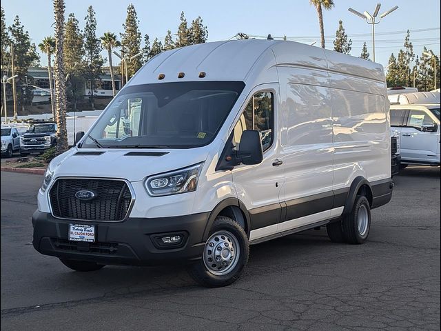 2024 Ford Transit Base