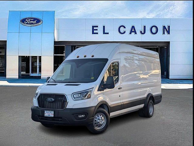 2024 Ford Transit Base