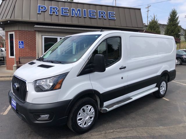 2024 Ford Transit Base