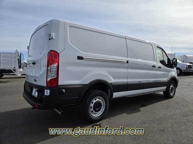 2024 Ford Transit Base