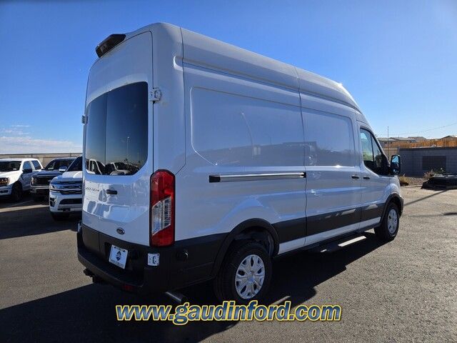 2024 Ford Transit Base