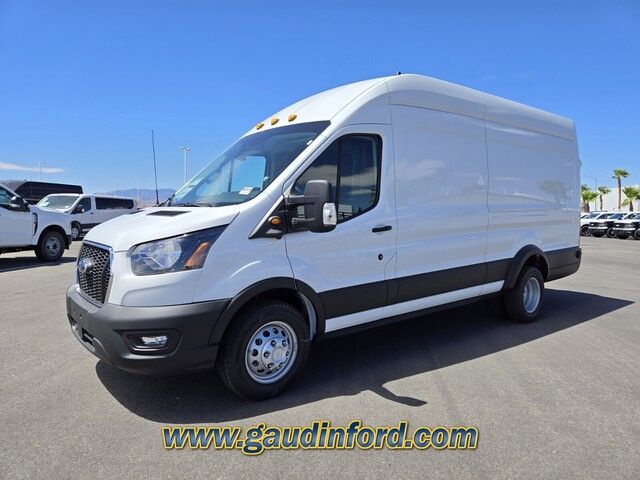 2024 Ford Transit Base