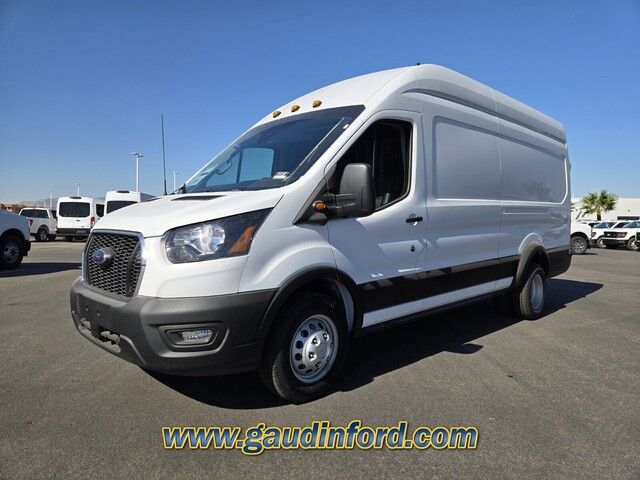 2024 Ford Transit Base