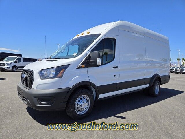 2024 Ford Transit Base