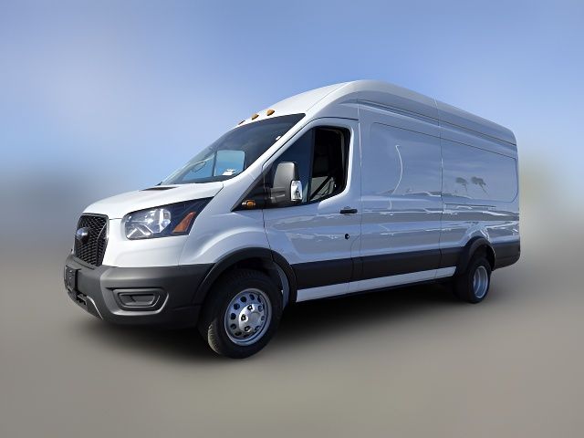 2024 Ford Transit Base