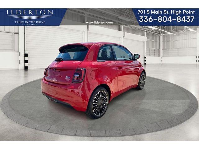 2024 FIAT 500e 