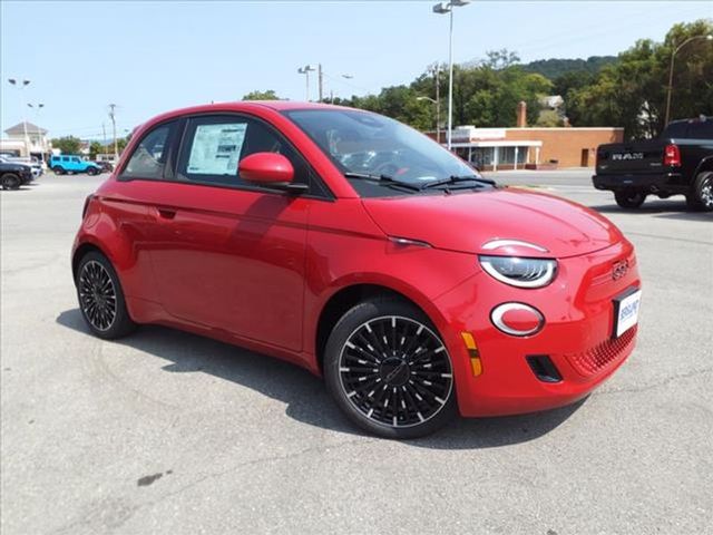 2024 FIAT 500e 